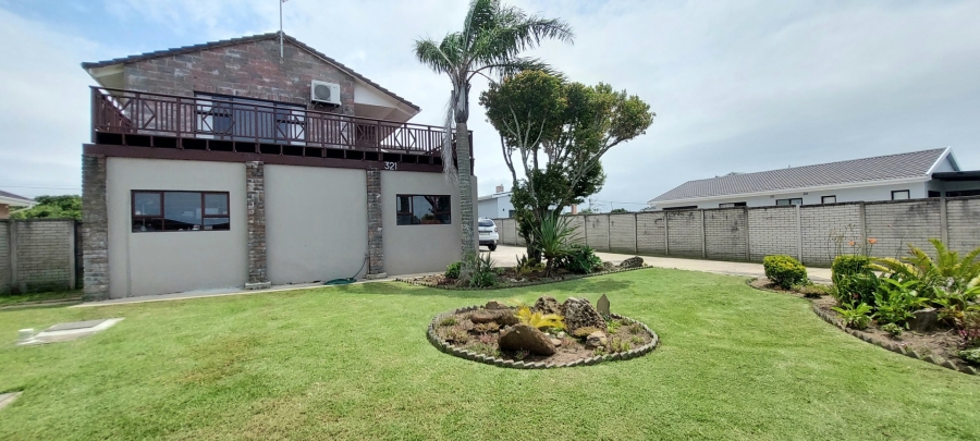 5 Bedroom Property for Sale in Sunrise On Sea Eastern Cape